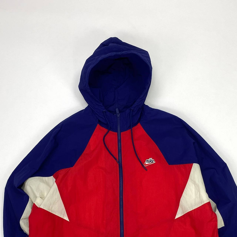 Ветровка Nike