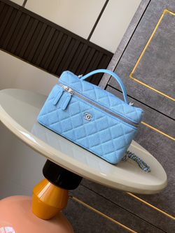 Chanel Bag 19 cm