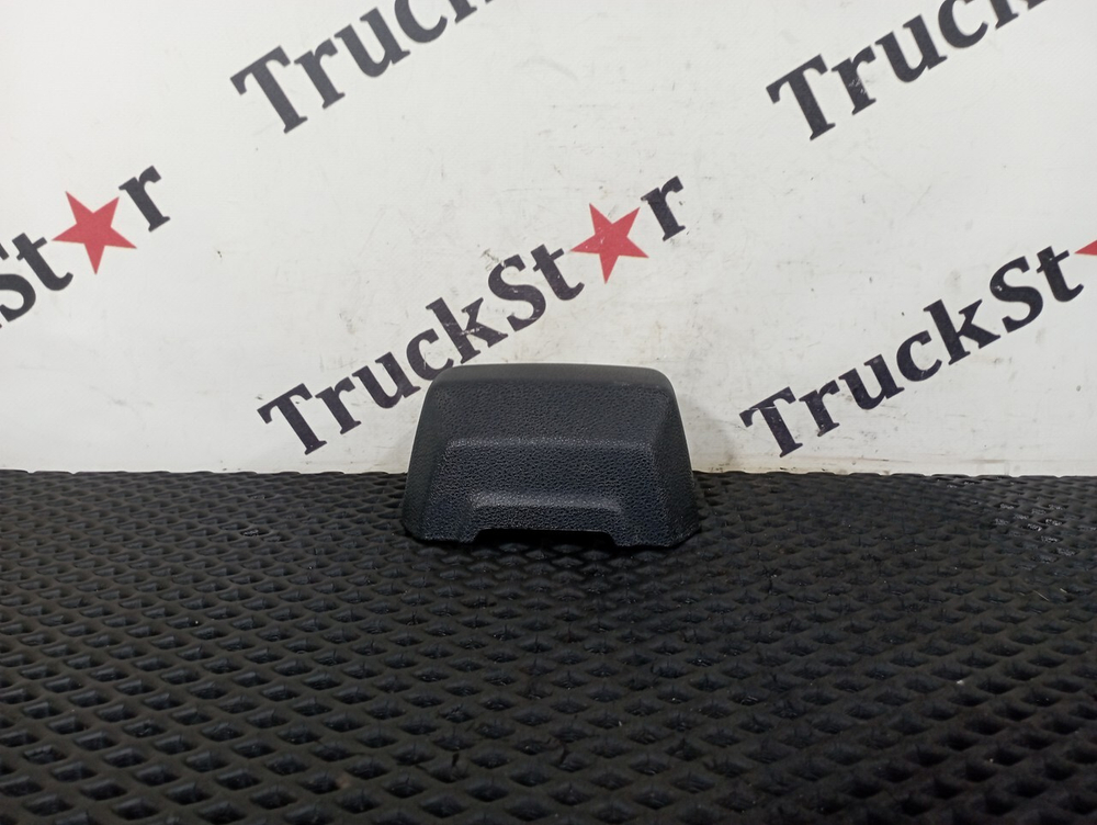 Накладка рулевой колонки 2020г.