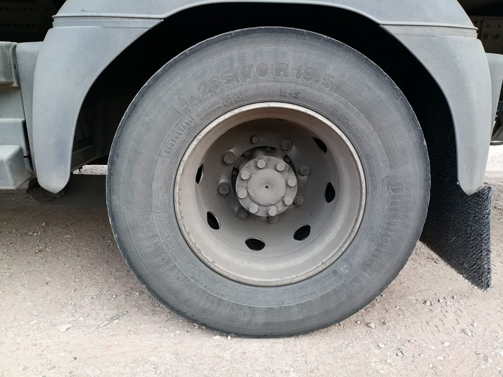 Mercedes-Benz ATEGO 4x2 Бортовой (Евроборт) с гидробортом 1227 (Евроборт, Дизельный, 7,7 л, 272 л.с.