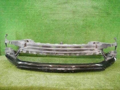 Юбка переднего бампера Infiniti QX80 (2017-2020)