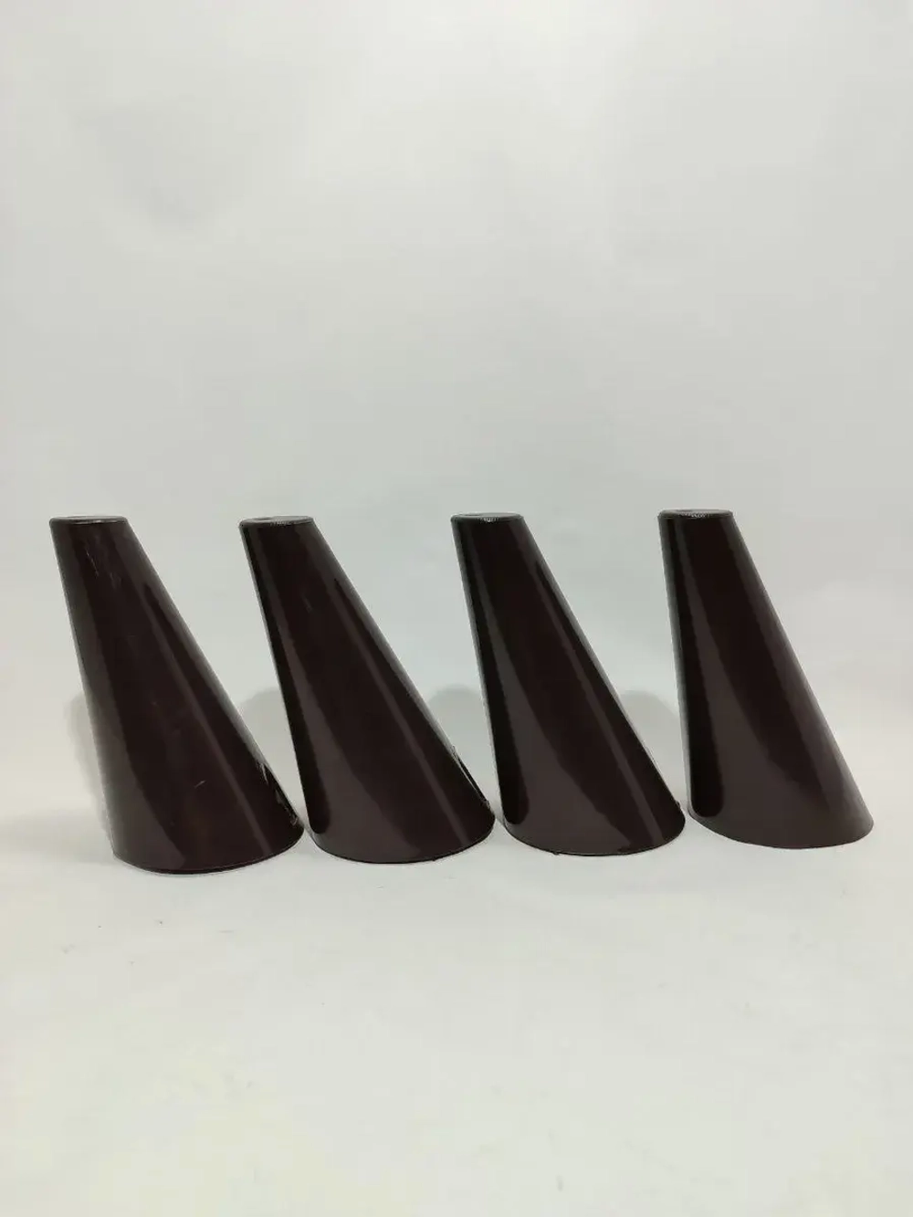 Мебельные ножки пластиковые для дивана шкафа и тумбочки