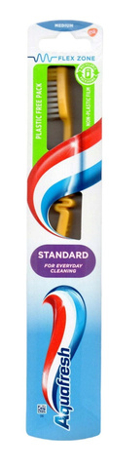 Зубная щетка Aquafresh Standard средняя new