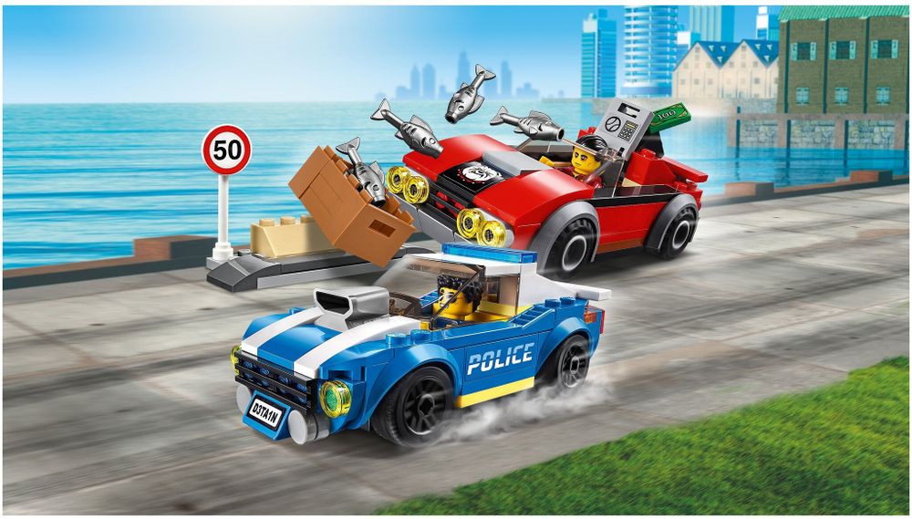 Конструктор LEGO City Police 60242 Арест на шоссе