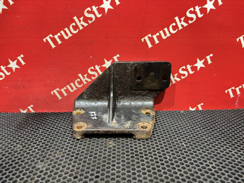 Кронштейн подушки двигателя левый