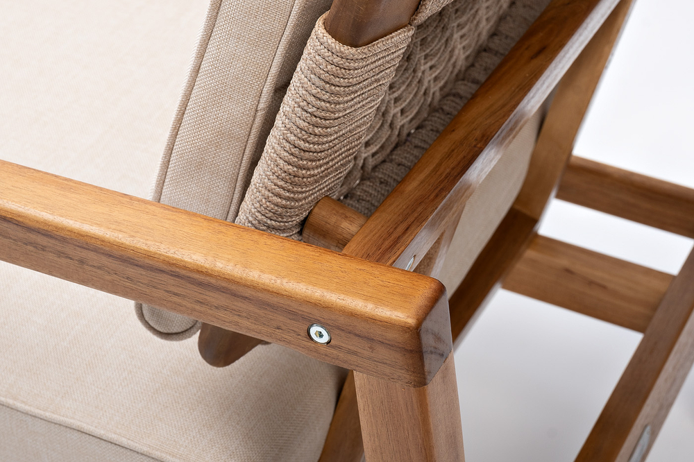 Кресло из акации CALISTO