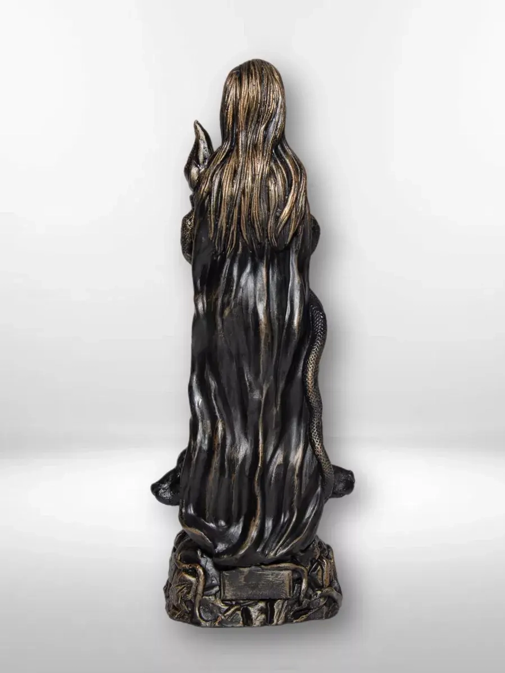 Коллекционная алтарная фигурка статуэтка Богиня Геката