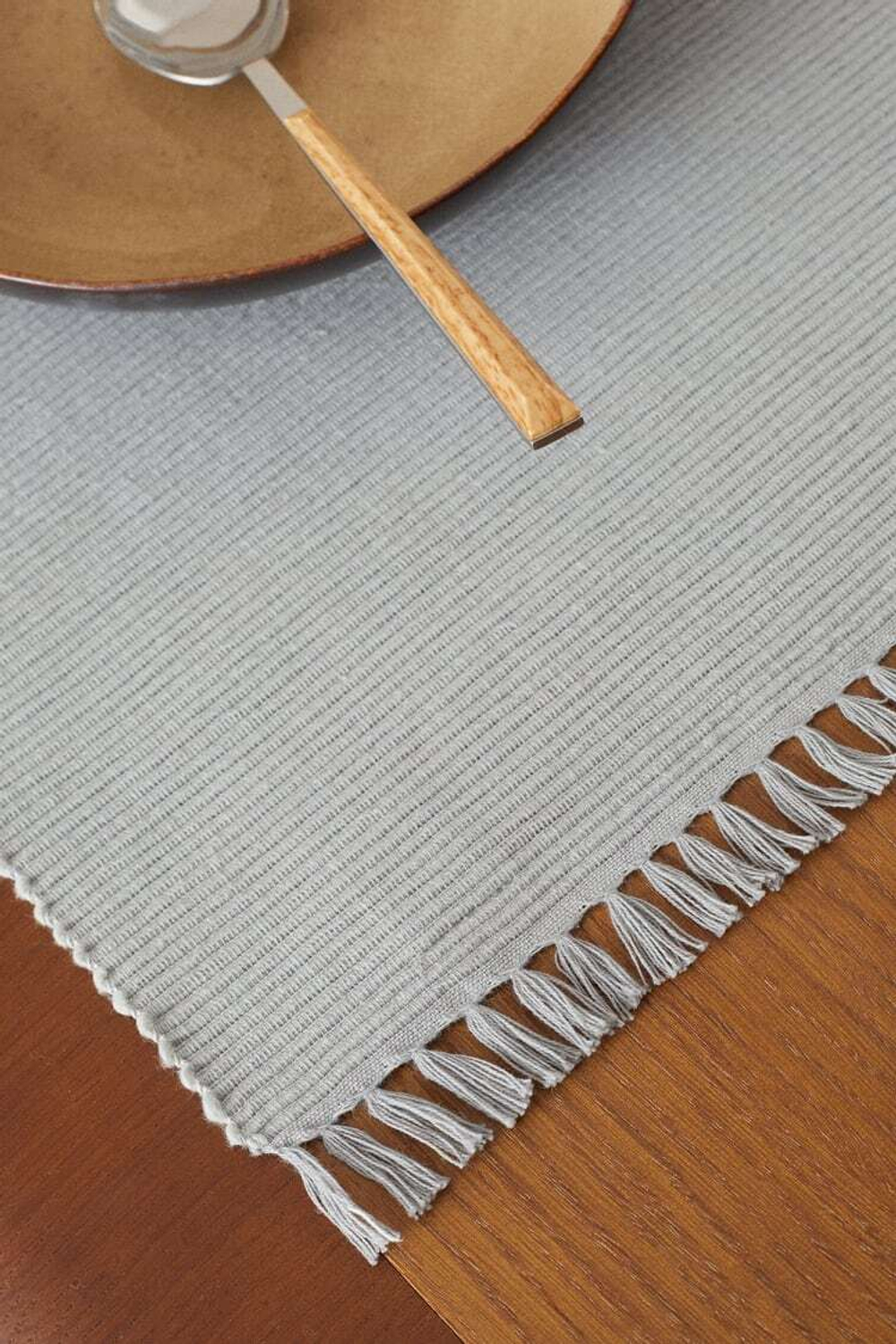 ZARA HOME СЕРВИРОВОЧНАЯ САЛФЕТКА С БАХРОМОЙ (УПАКОВКА ИЗ 2 ШТУК), СЕРЕБРИСТЫЙ