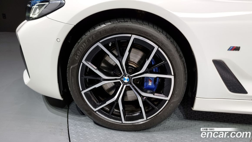 BMW 5 Series (G30) 530i xDrive M Sports (03.2023)