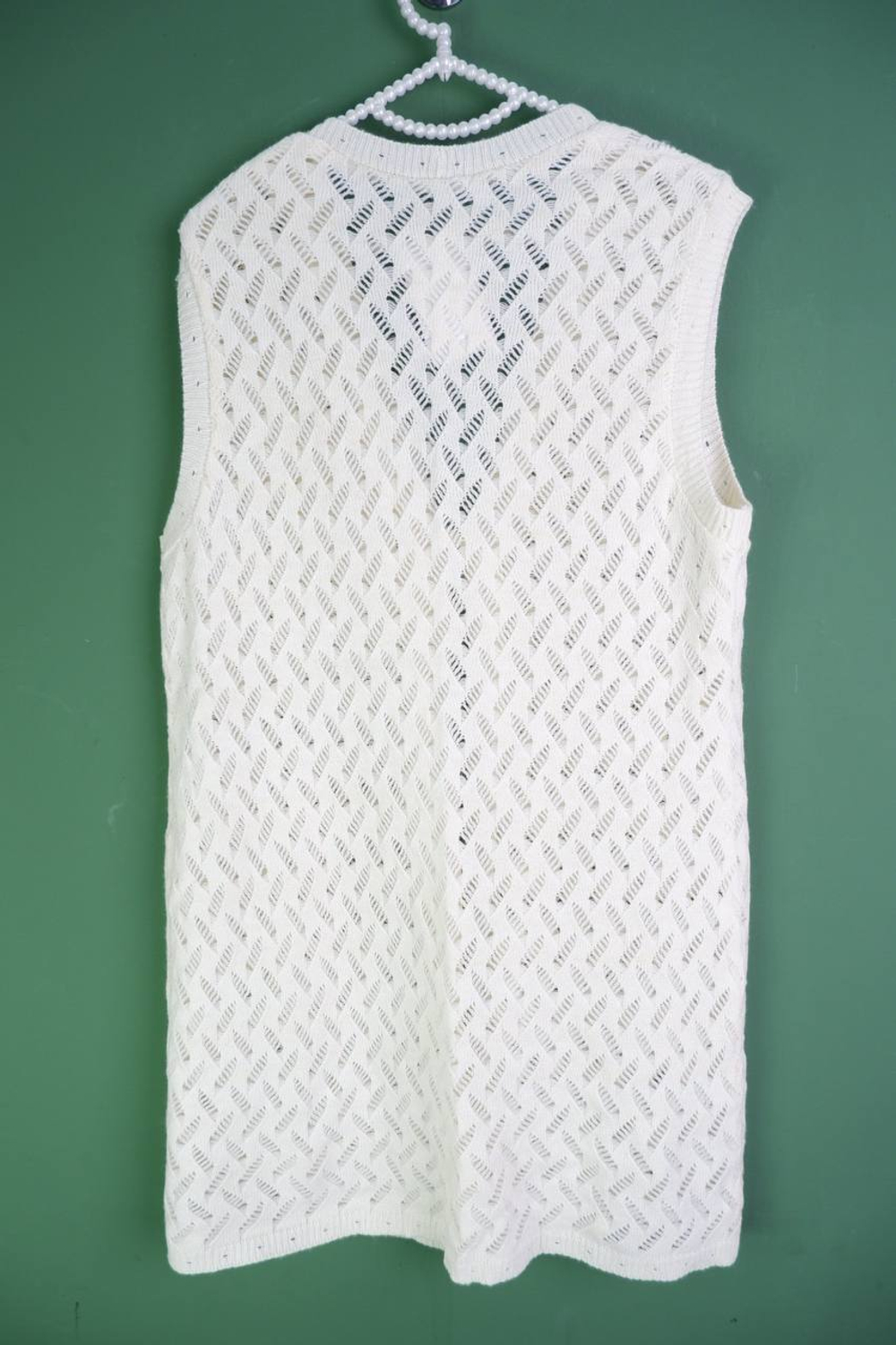 Жилет тонкой вязки, визуально 50 размер