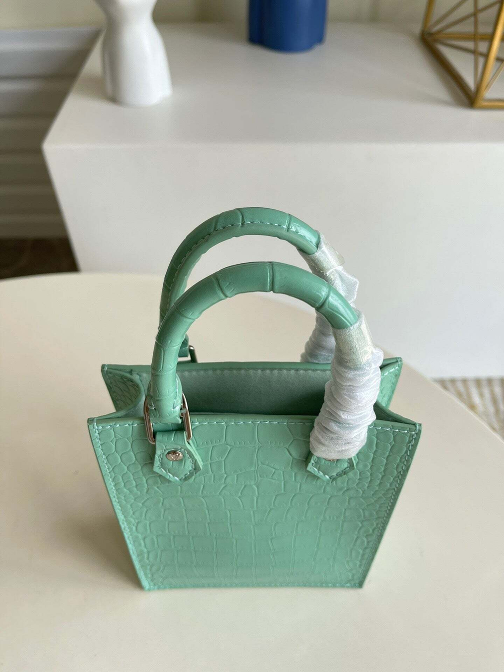 Louis Vuitton Petit Sac Plat