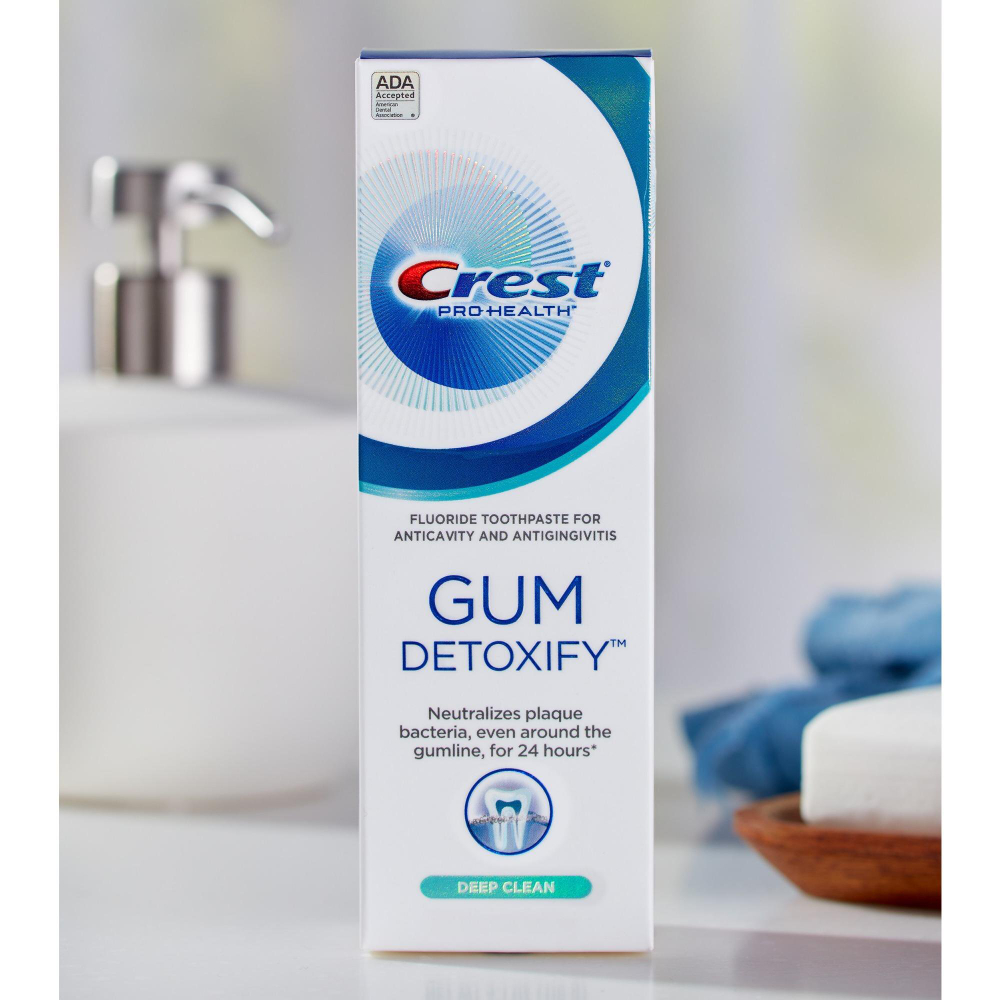 Crest Gum Detoxify Deep Clean  Лечебная зубная паста