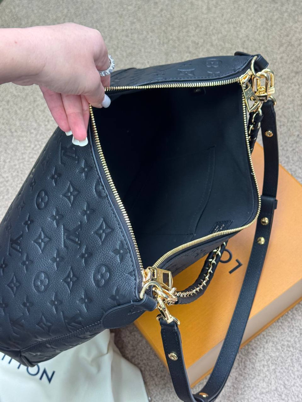 Сумка Louis Vuitton