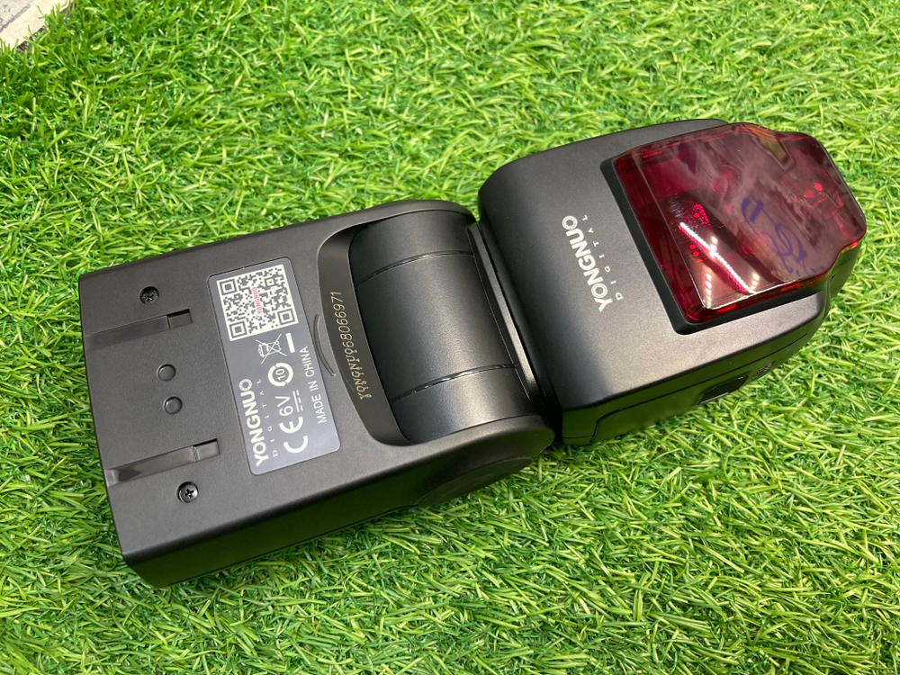 YongNuo Speedlite YN685