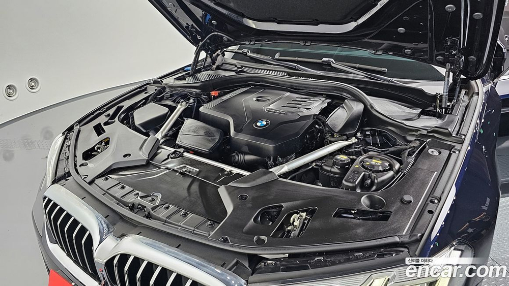 BMW 5 Series (G30) 520i M Sports (05.2022)