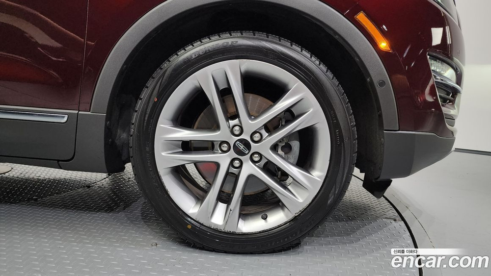Lincoln MKC 2.0 AWD (10.2019)