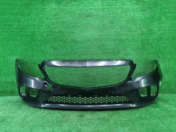 Бампер передний Mercedes C w205 (2018-2023) AMG