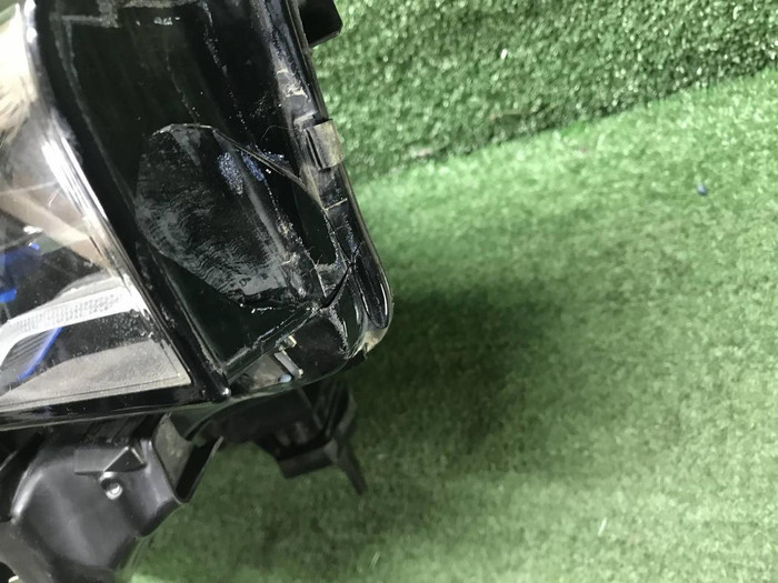 Фара правая BMW X7 G07 (19-22) Laser Light