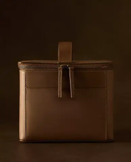 ZARA HOME КОЖАНЫЙ НЕСЕССЕР, КОРИЧНЕВЫЙ