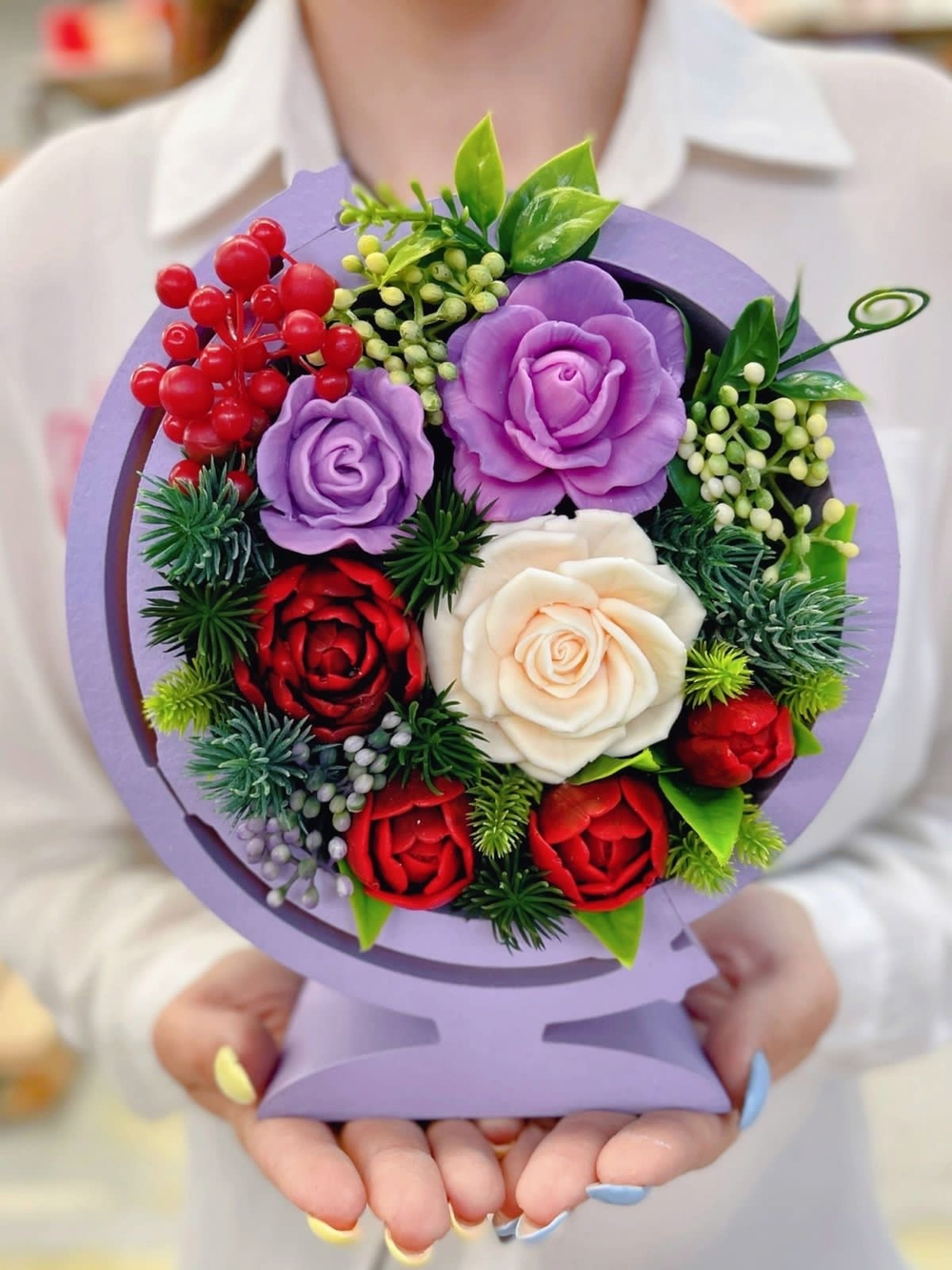 Букет «Глобус вайлет, медиум»