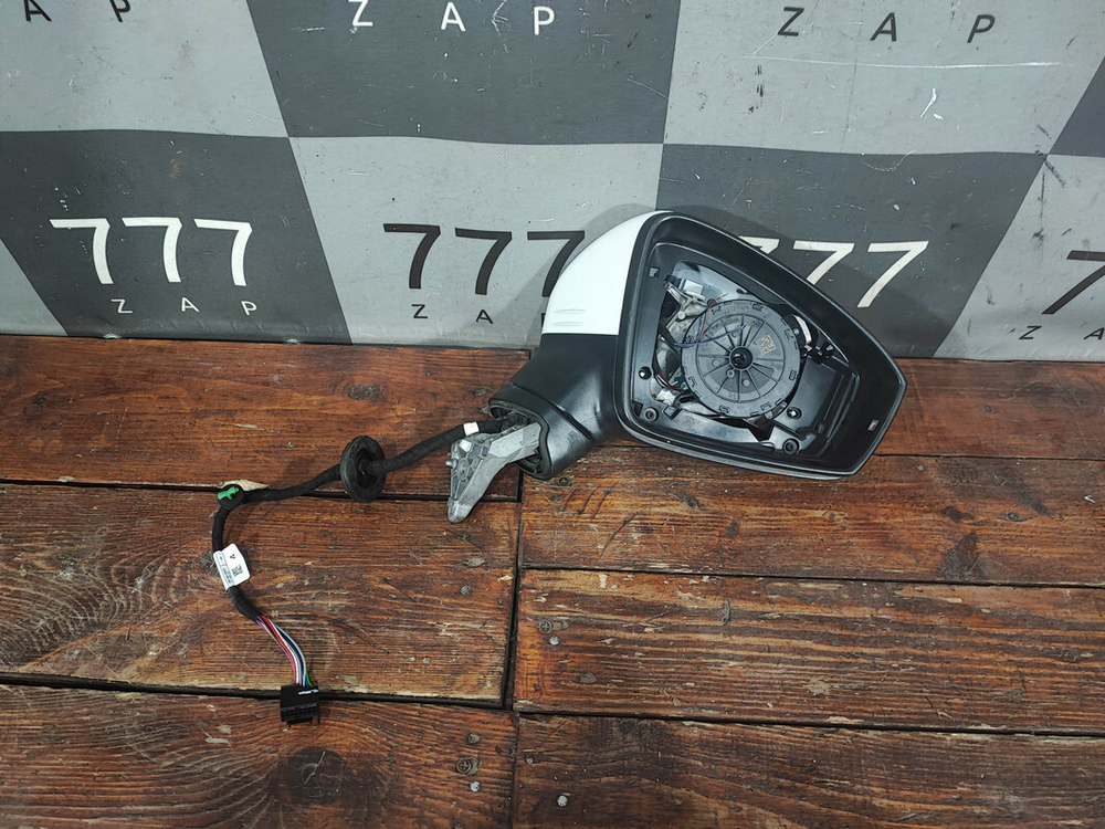 Зеркало правое 13 pin Volkswagen Tiguan 2 16-нв Б/У Оригинал 5NB857502