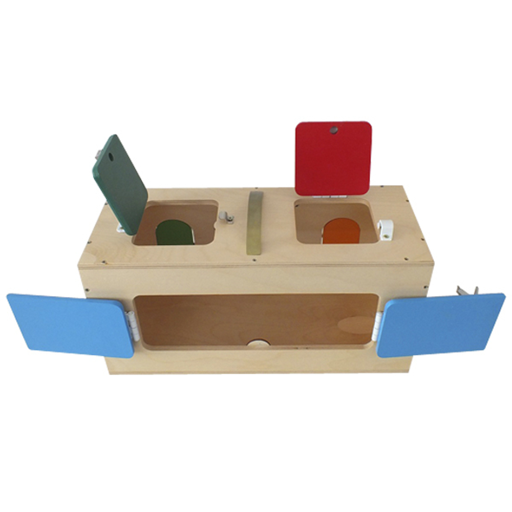 Бизиборд Сундучок с замочками