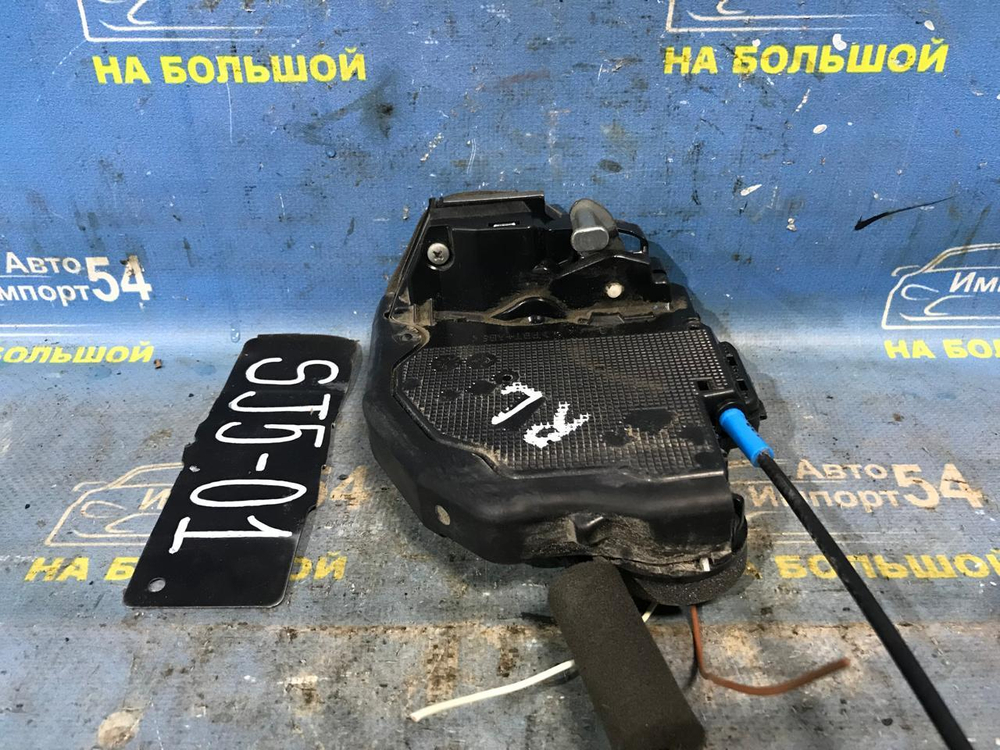 Замок двери задней левой SUBARU FORESTER 2012-2016