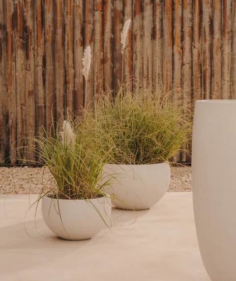 Напольное кашпо Grau из белого цемента Ø72х48 см