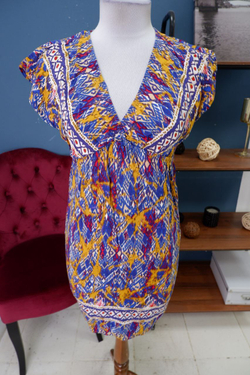 Платье из вискозы с принтом 42 размер