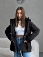 Куртка демисезонная с капюшоном