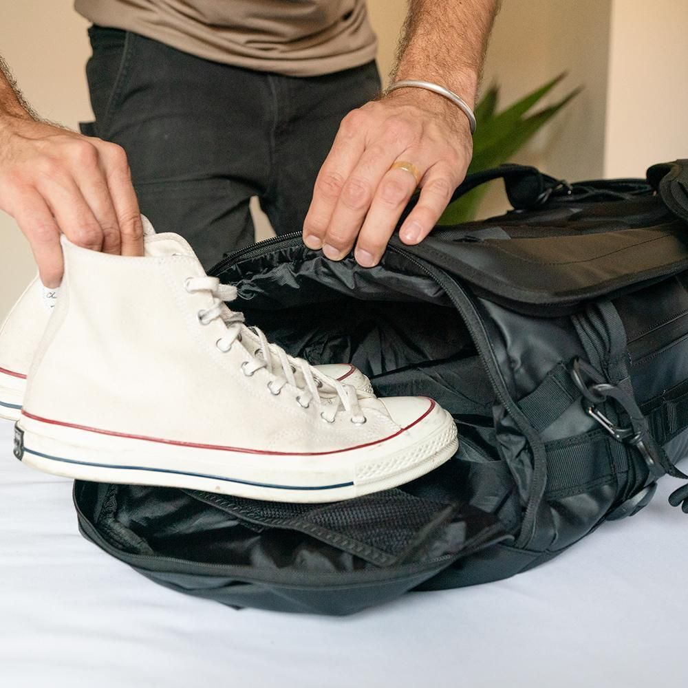 Сумка-рюкзак Wandrd Hexad Carryall 40L