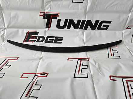 Спойлер крышки багажника