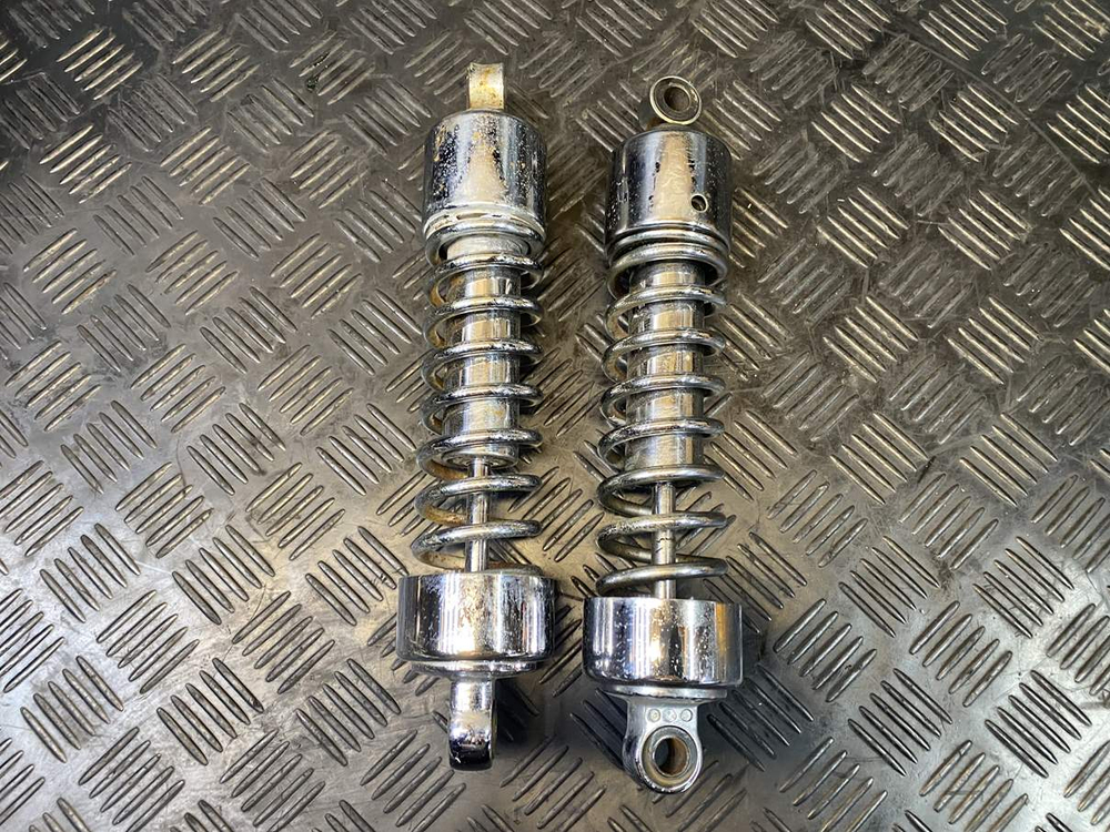 Амортизаторы задние Suzuki Intruder VS750 VR51A