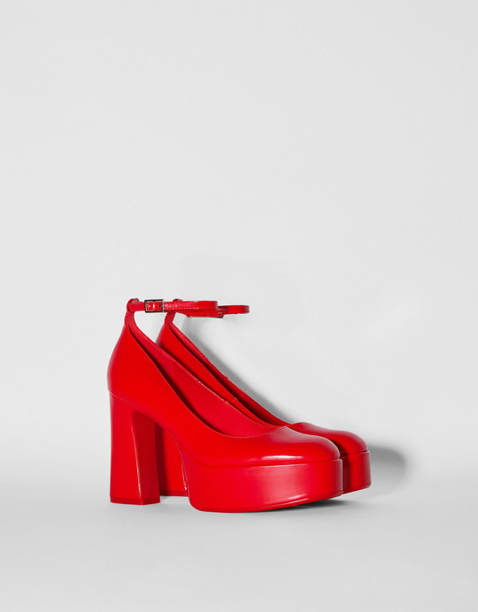 Bershka Туфли на платформе и высоком каблуке, красный