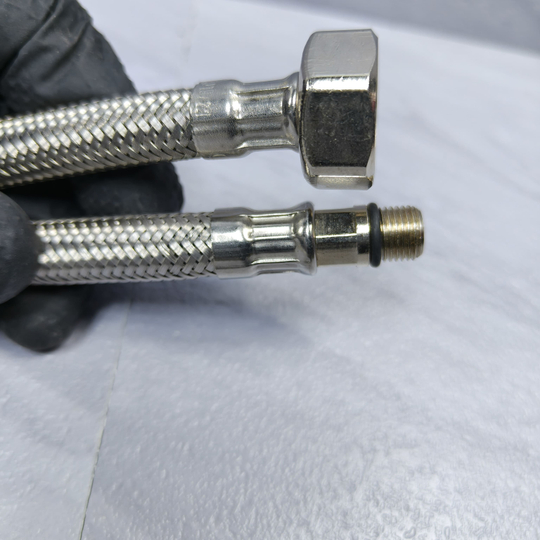Гибкая подводка Mateu Fil-Nox, 38 см, 1/2" ВР * M10