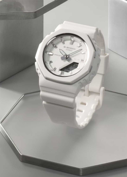 Часы Casio GMA-P2110-7A