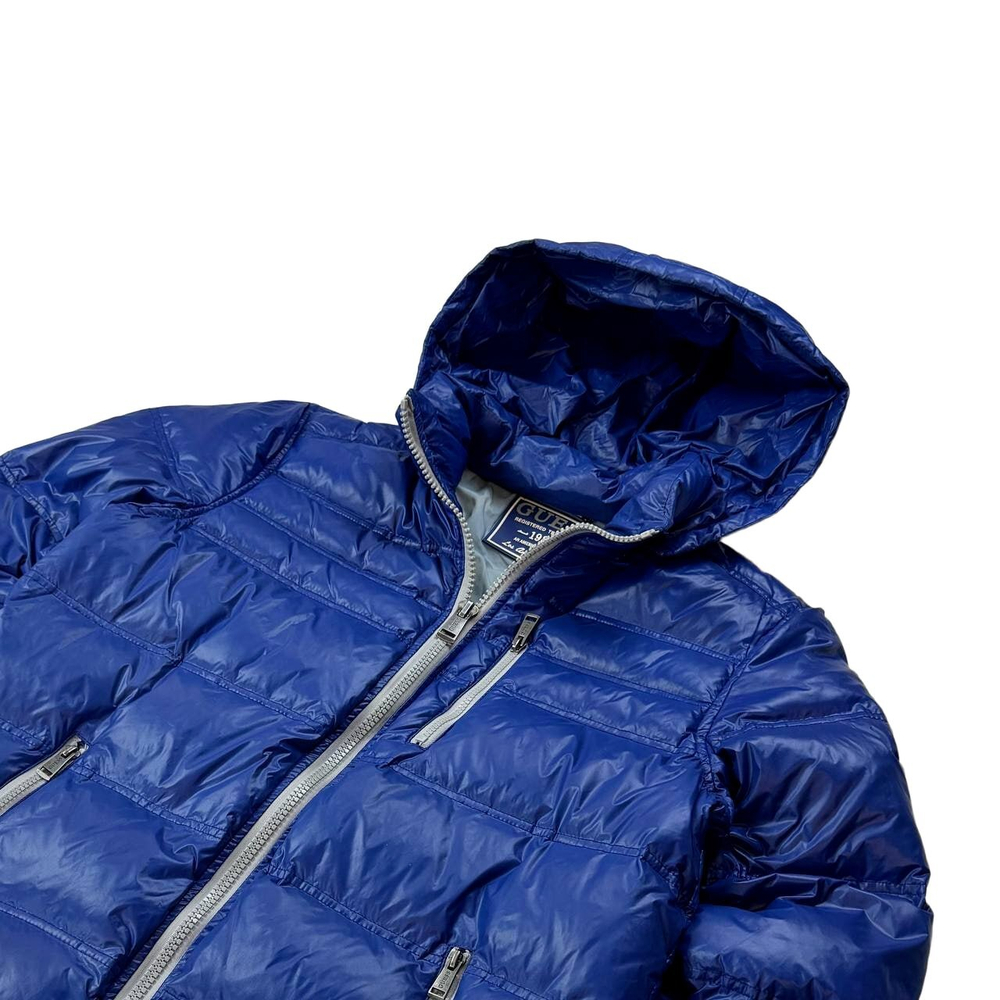 Пуховик Guess