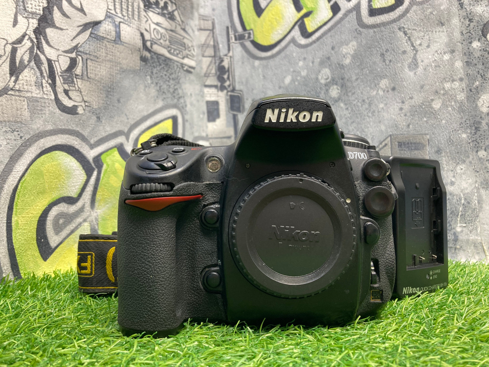 Nikon D700 234.000 кадров