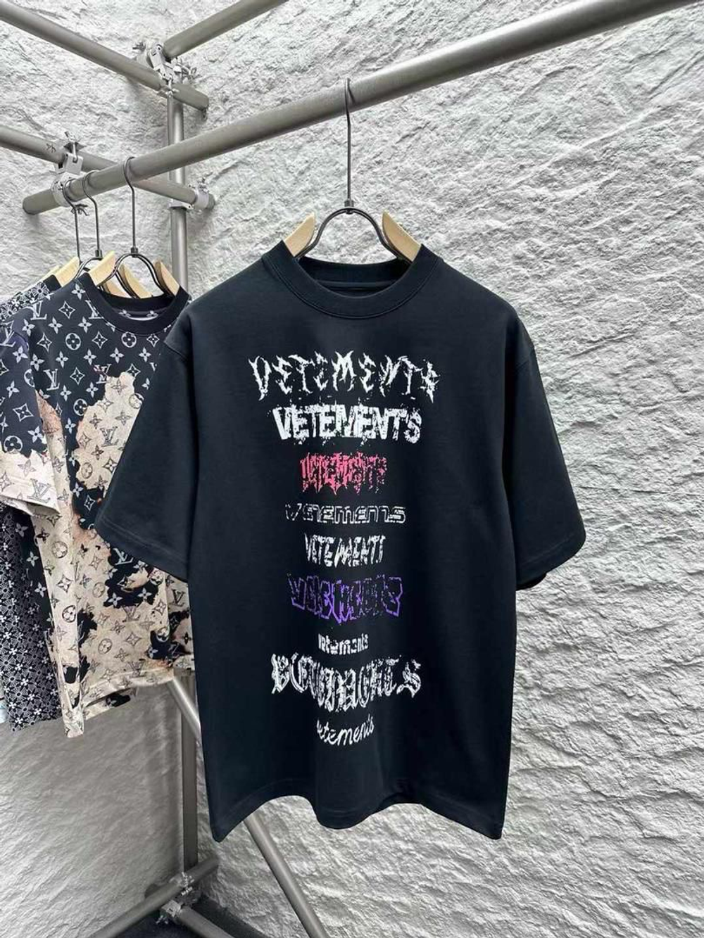 Футболка  Vetemens