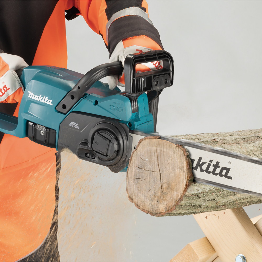 Аккумуляторная цепная пила Makita DUC407RT
