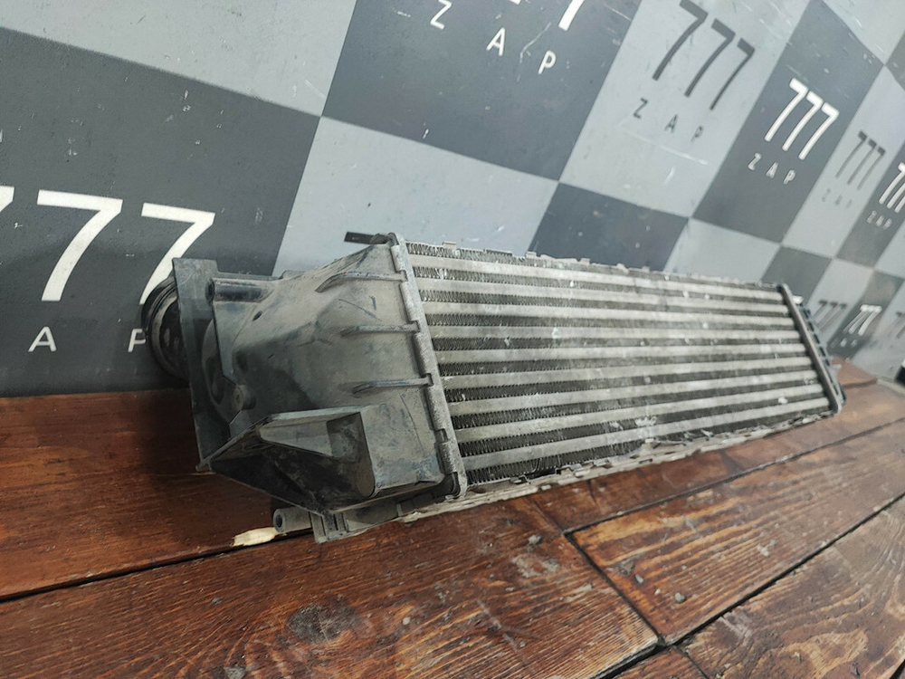 Интеркулер BMW 5-Series (F10) 09-17 Б/У Оригинал 17117618769