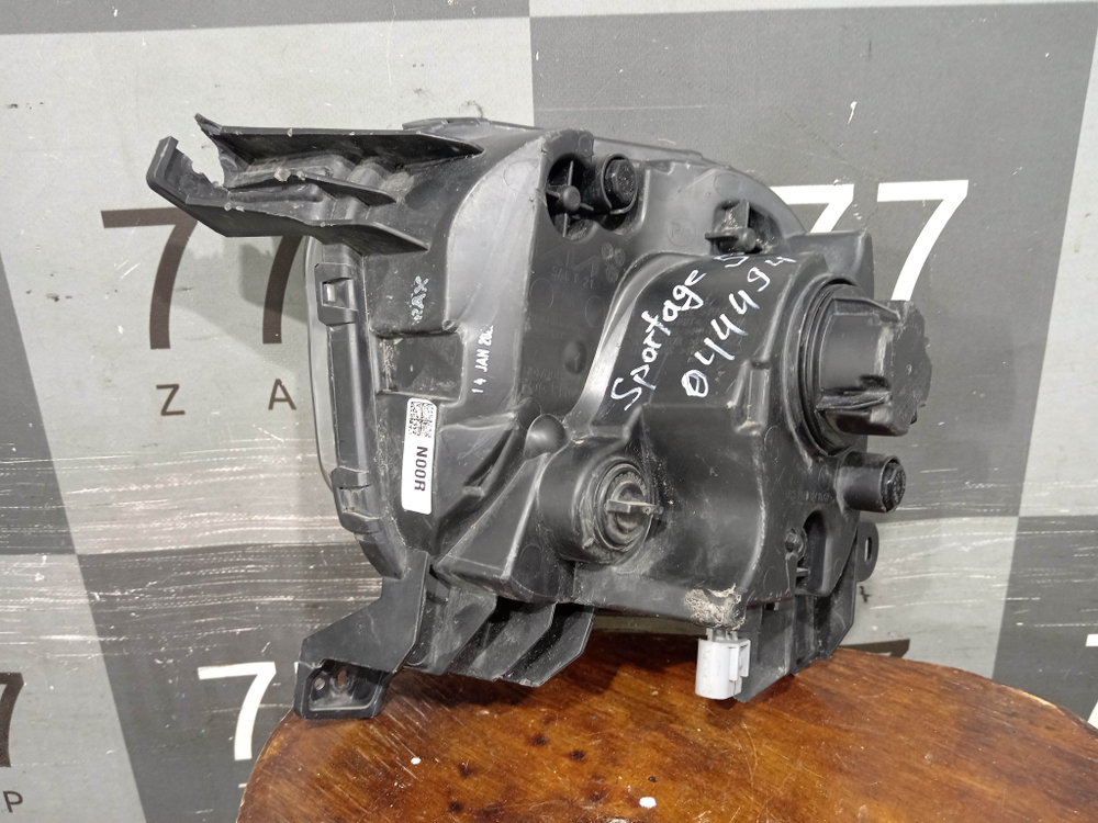 ПТФ передняя правая Kia Sportage 5 (NQ5) 21-нв Б/У Оригинал 92202P1000