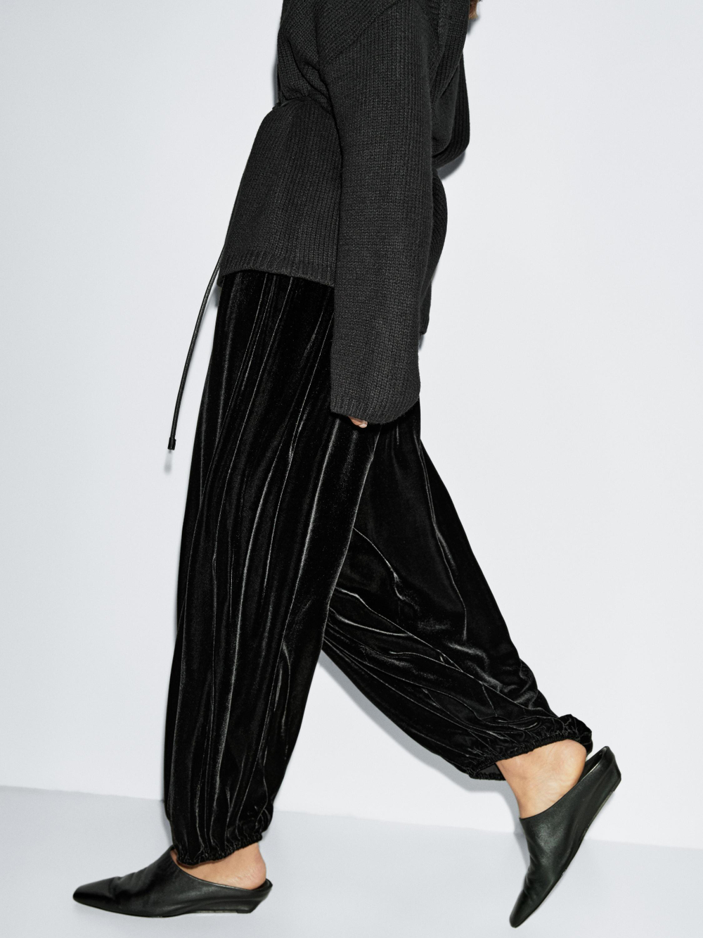 Massimo Dutti Бархатные брюки Саруэль, черный