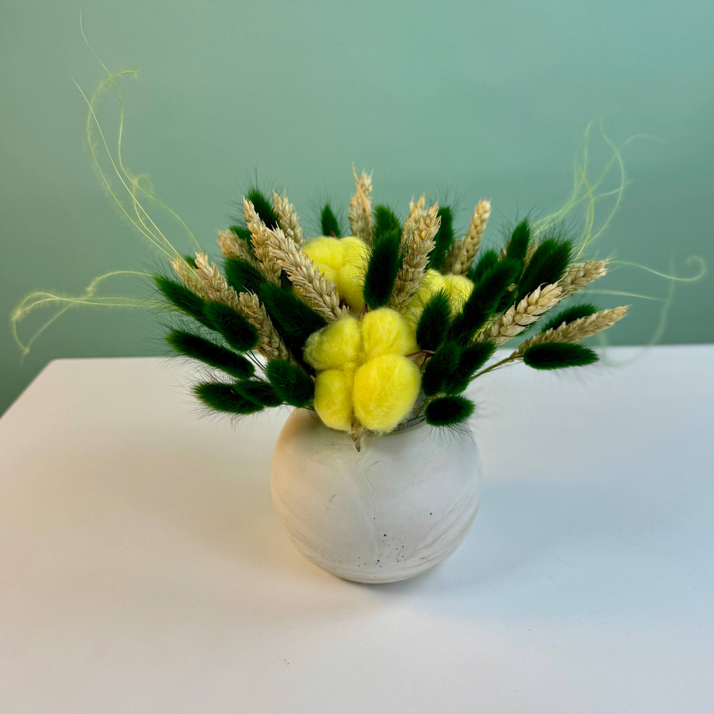 Кашпо из сухоцветов "Осенняя гармония"