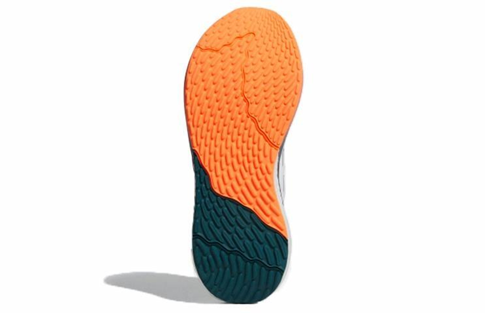 Кроссовки Adidas Alphalava
