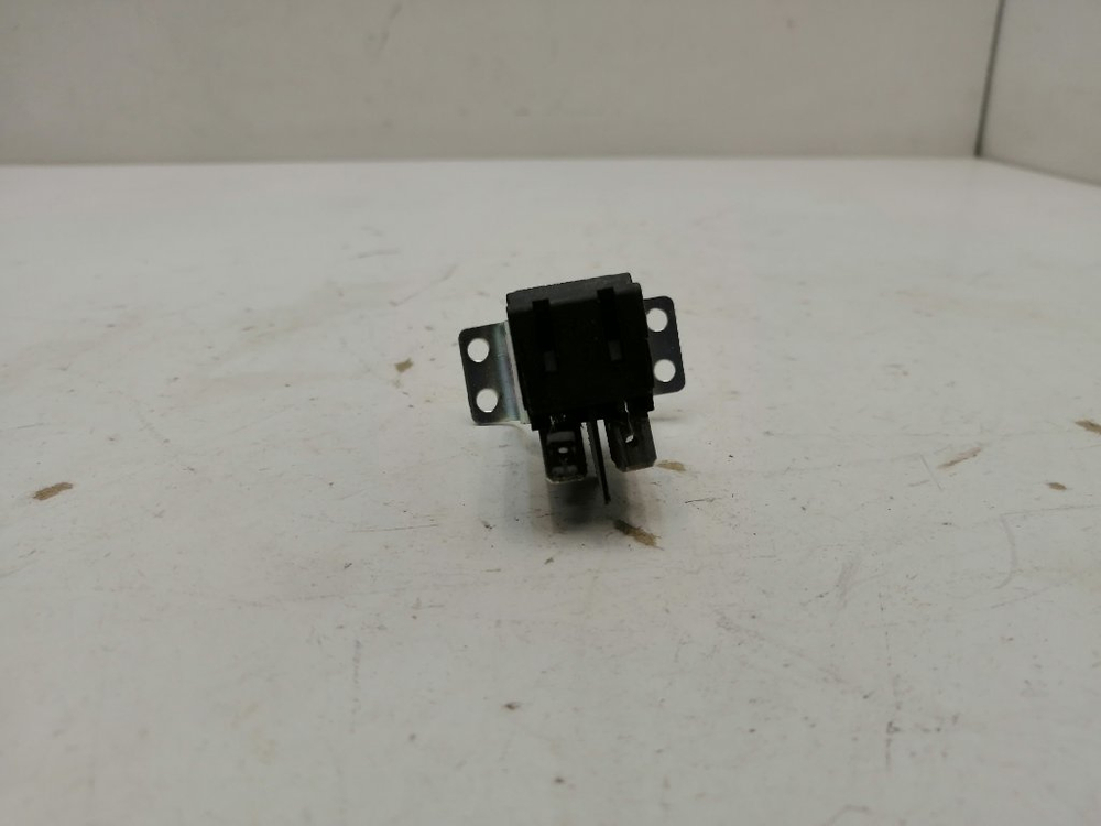 ADP450WH ктп12 Сетевая кнопка для посудомоечной машины Whirlpool ADP450WH б/у