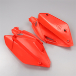 Пластик боковой задний UFO красный Honda CRF250R 04-05