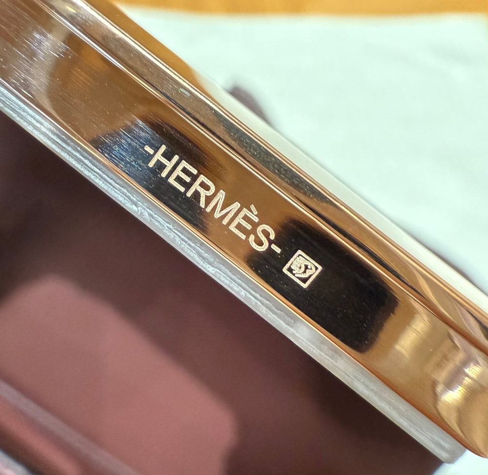 Hermes Constance 18