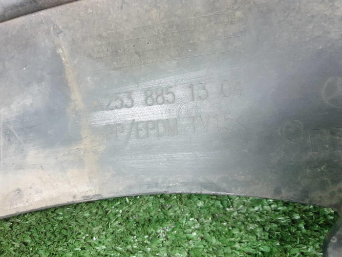 Юбка переднего бампера Mercedes GLC X253 19-22 AMG