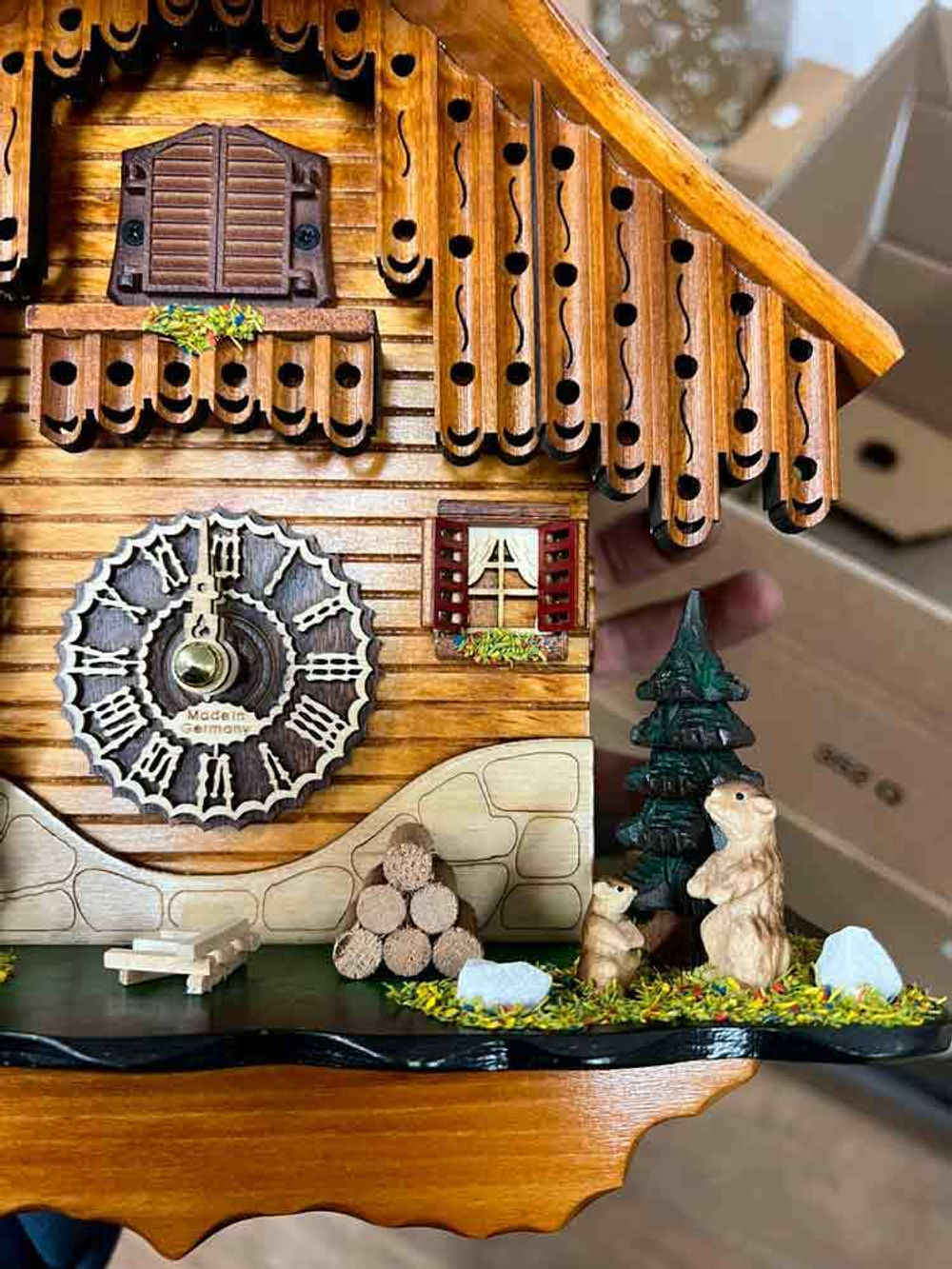 Настенные часы с кукушкой Sars T5074-8M